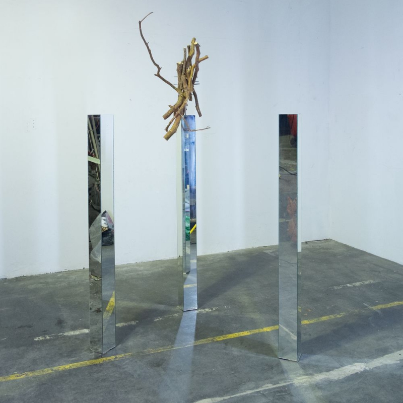 Philipp Eyrich - Wooden Alisanus 200x150x150cm 2018