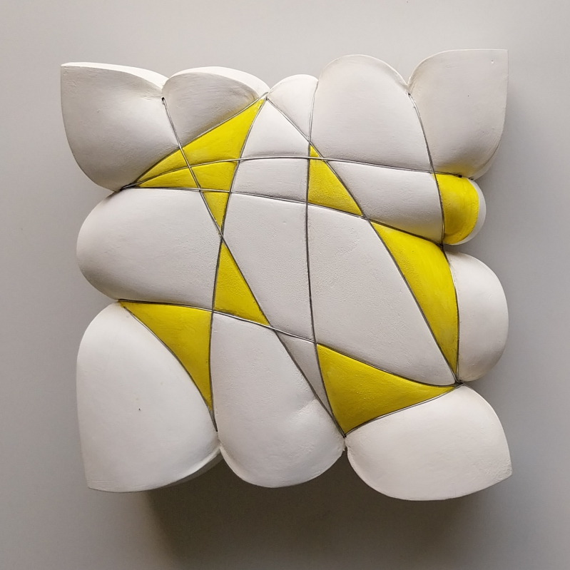  - Egon Digon_Triangel_27x27x8 cm_2025